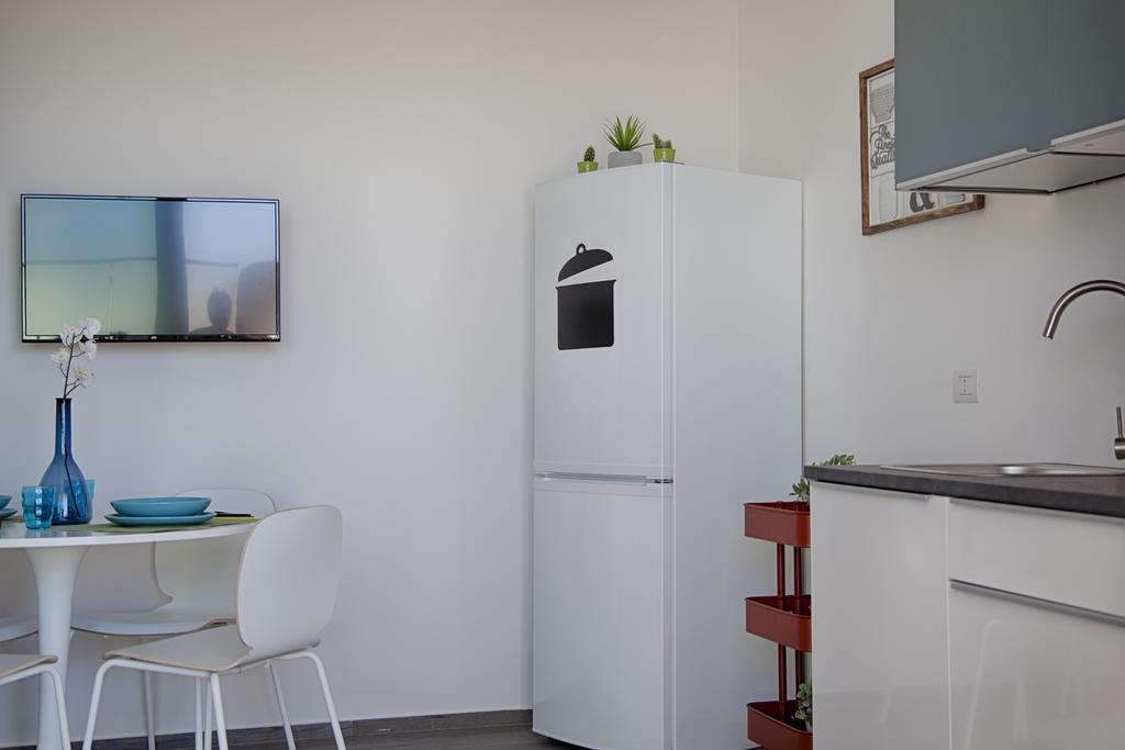 Charlotte'S House Locaz. Turistica Apartment Polignano a Mare Bagian luar foto